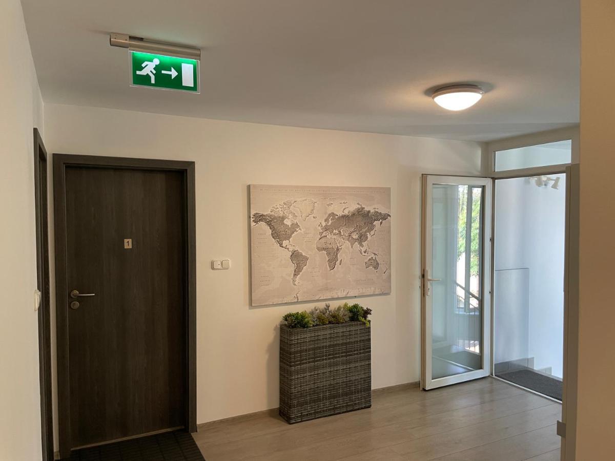 Benevia Apartments Печ Экстерьер фото