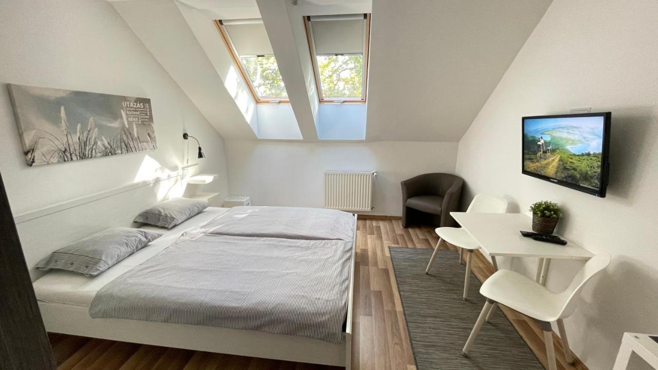 Benevia Apartments Печ Экстерьер фото