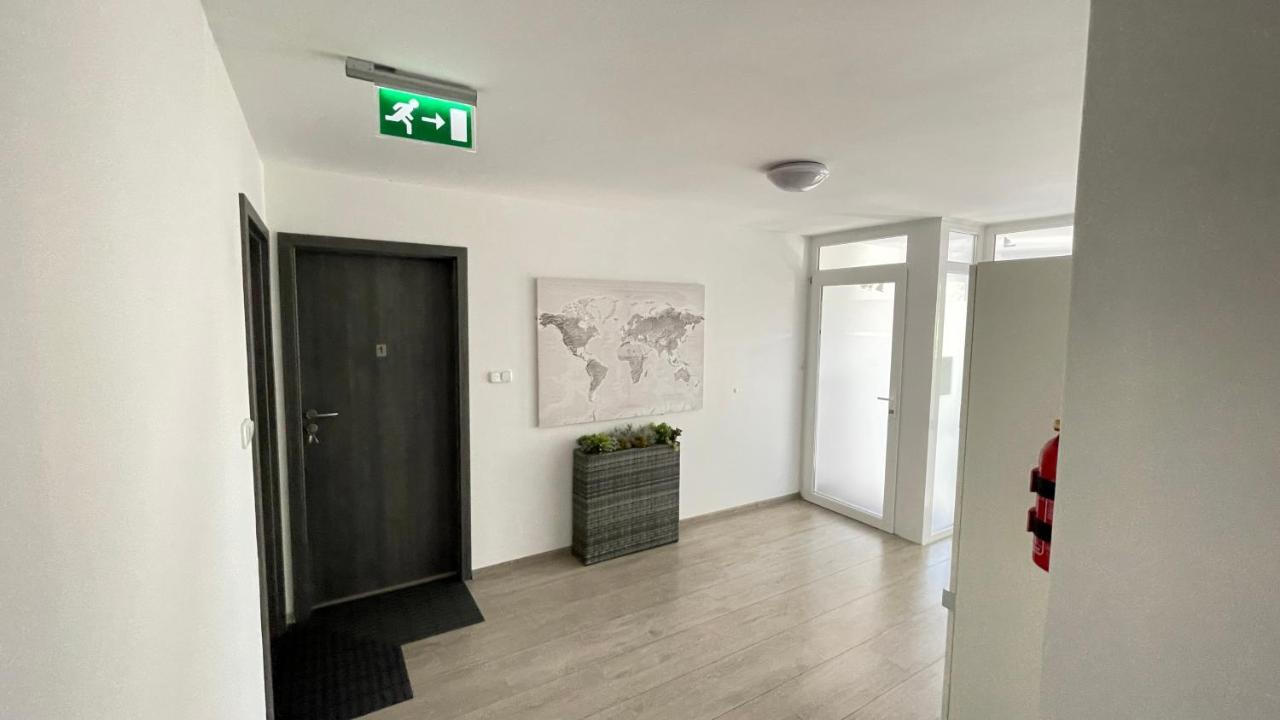 Benevia Apartments Печ Экстерьер фото