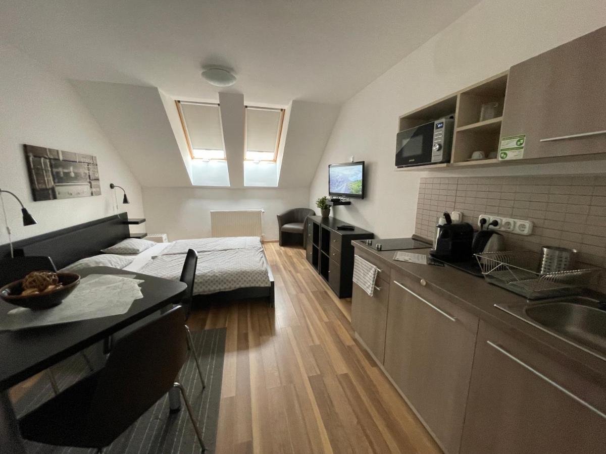 Benevia Apartments Печ Экстерьер фото